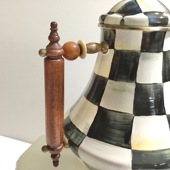 NWOT MacKenzie-Childs Courtly Check Enamelware tea coffee pot - Picture 10 of 16